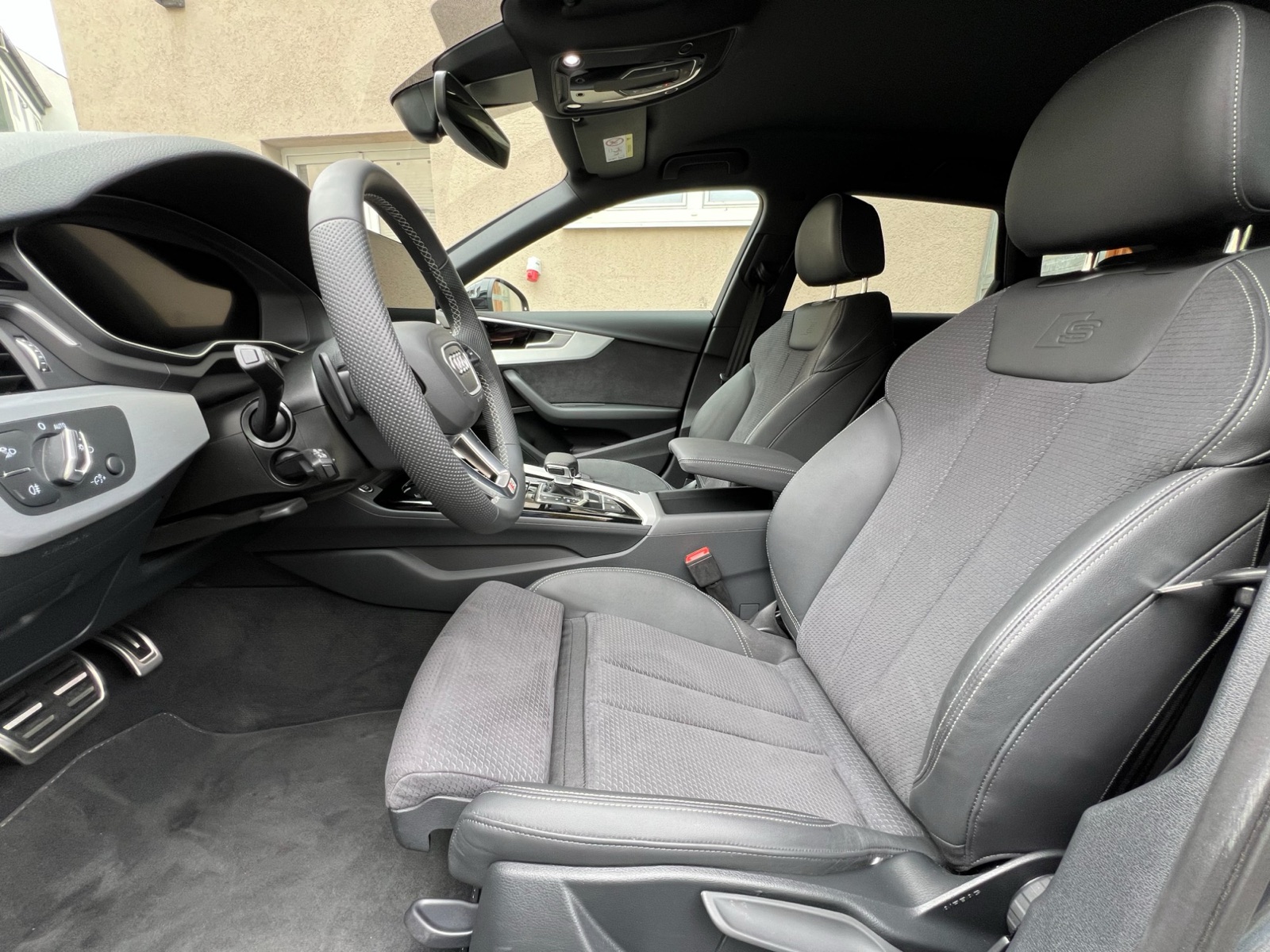 Audi A4 Avant S-line
