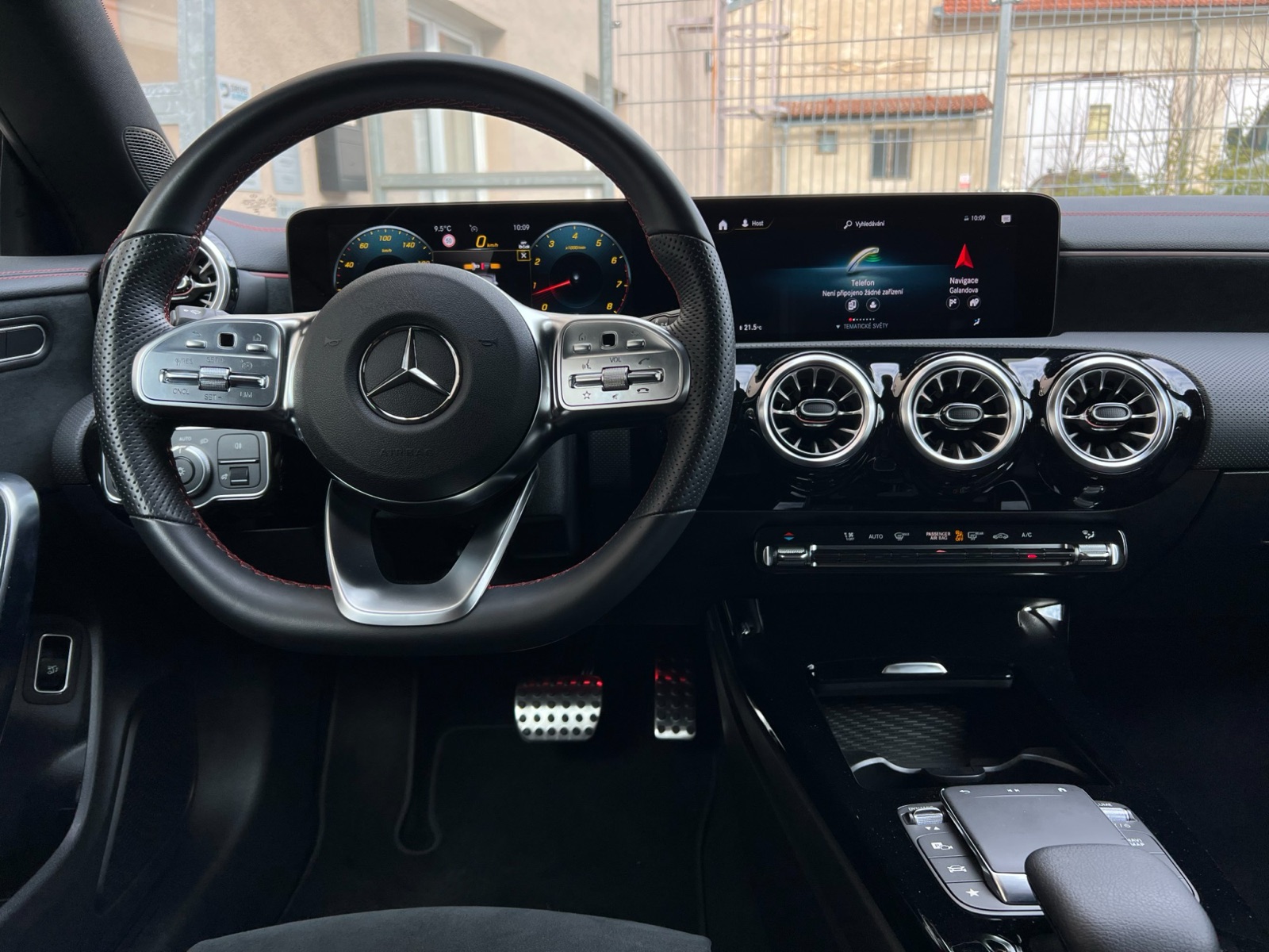 Mercedes-Benz CLA 250