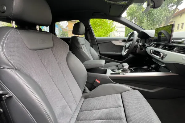 Audi A4 Avant S-line